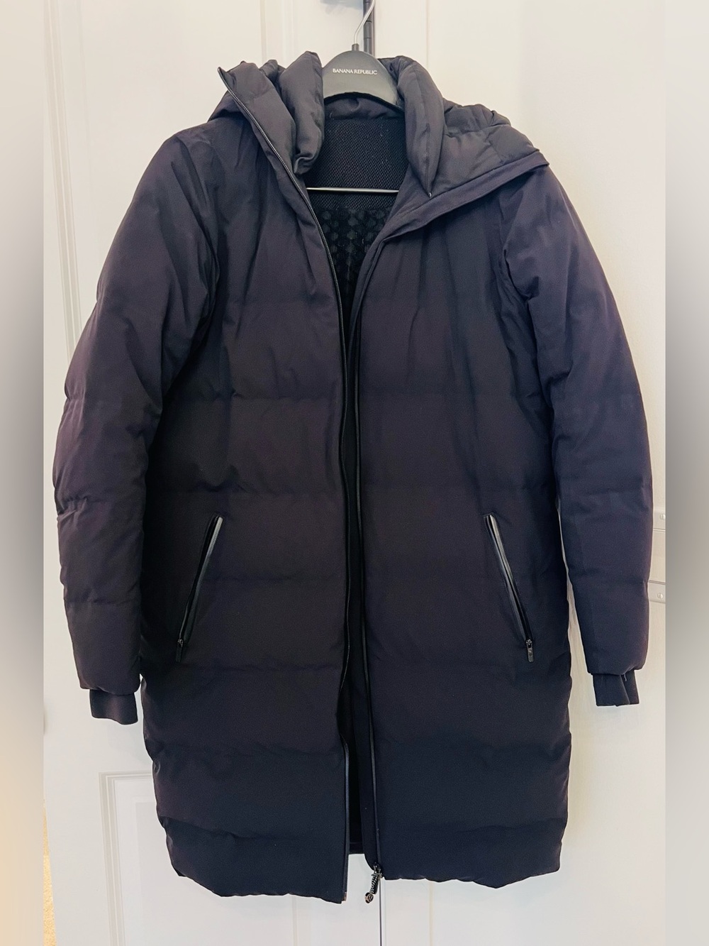 lululemon athletica Black Slush Hour Puffer Coat Jacket With Hood Sz 6